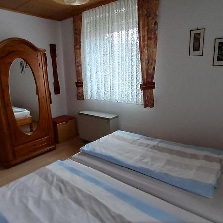 Ferienwohnung Am Deister Mit Grossem Balkon Springe Exterior foto